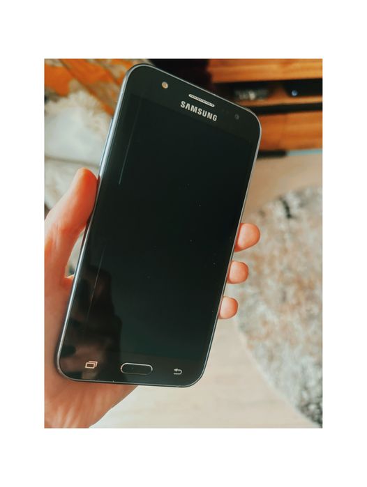 Smartfon Samsung J5 .