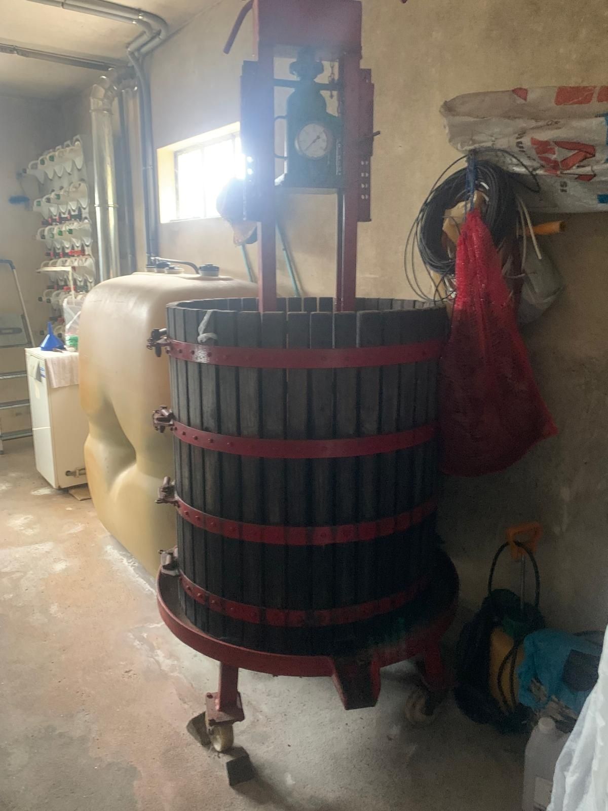 Imprensa com macaco 30 tl