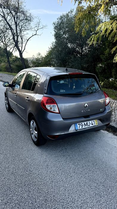 Renault Clio 3 Dci 2012