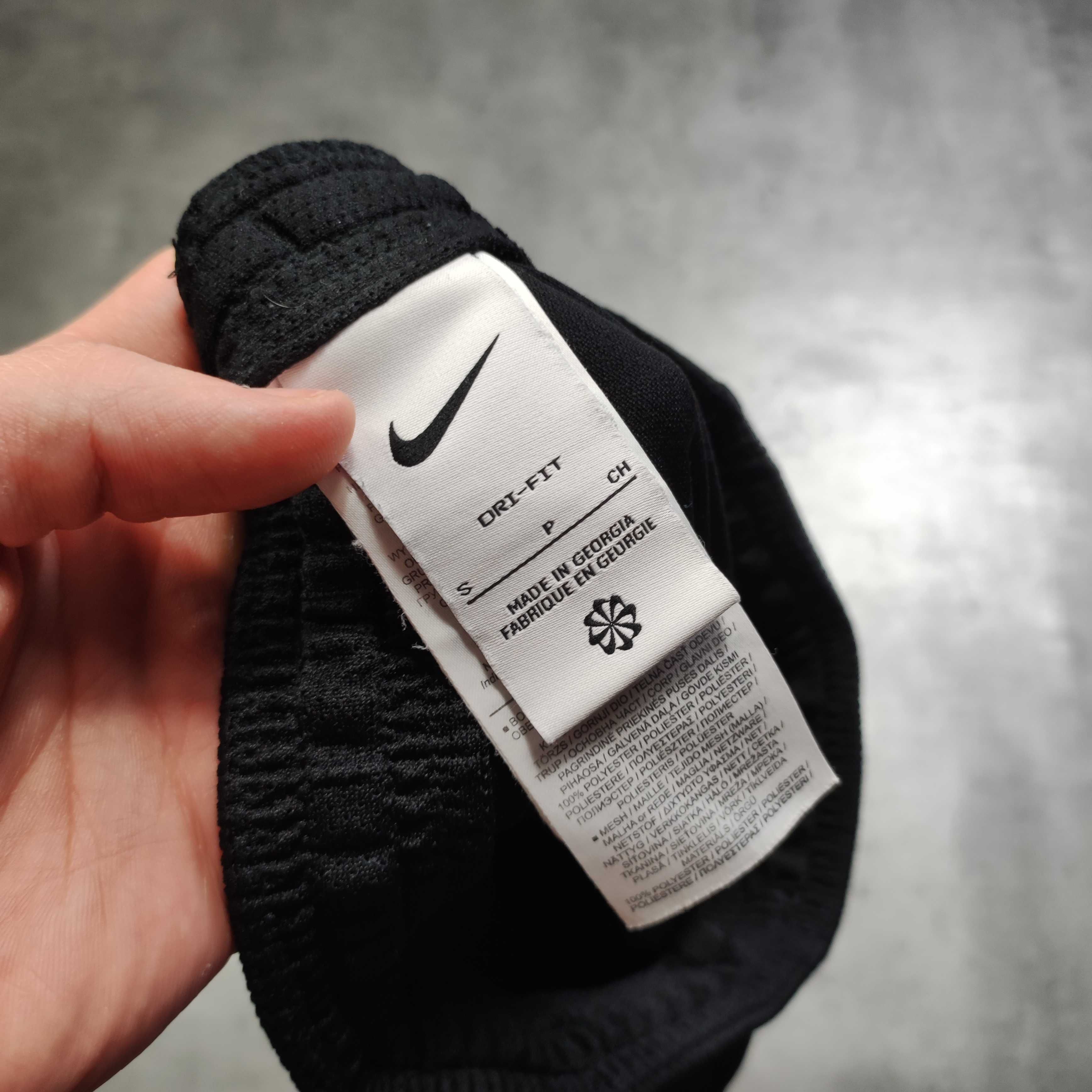 MĘSKIE Dresy Sportowe Nike czarne Haft Logo Slim Trening Dri-Fit GYM
