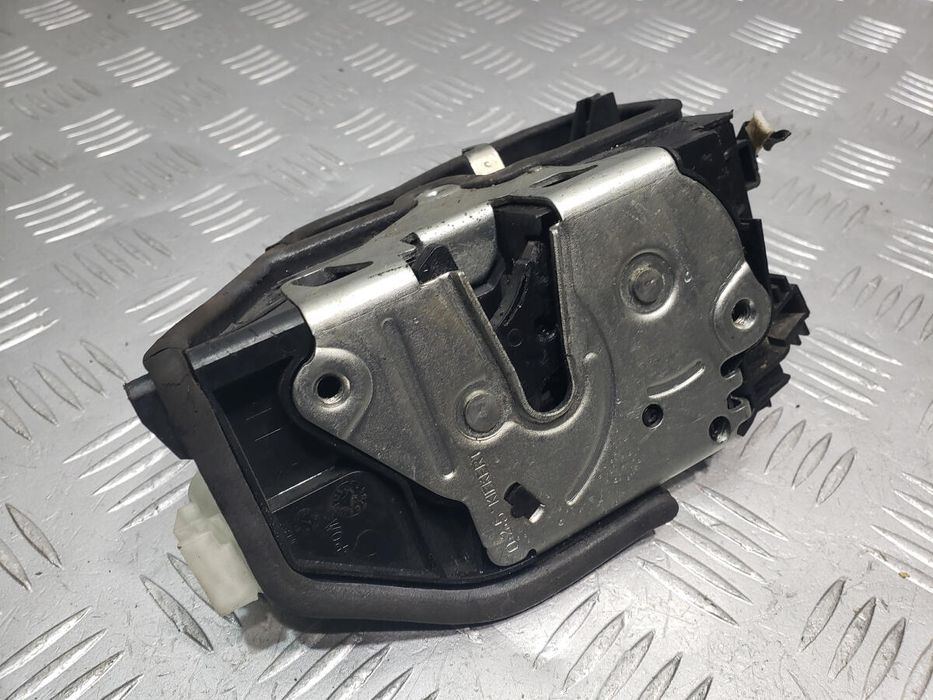 Замок передний левый F30 F80 2012-2018 51227229461 разборка