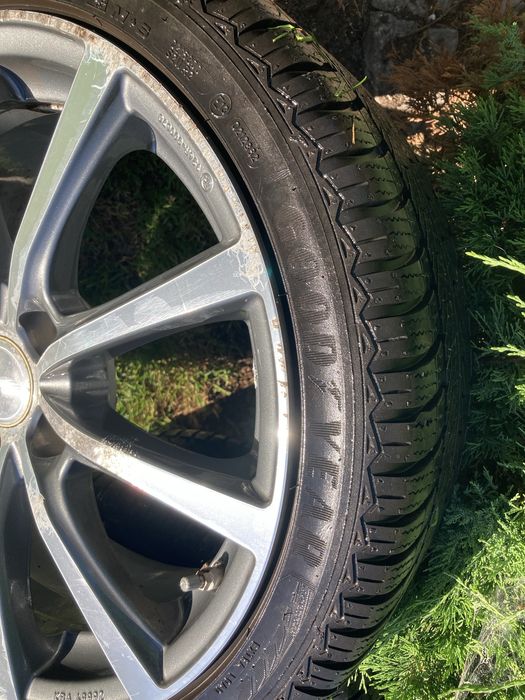 Alufelgi z oponami 225/40/18” goodyear