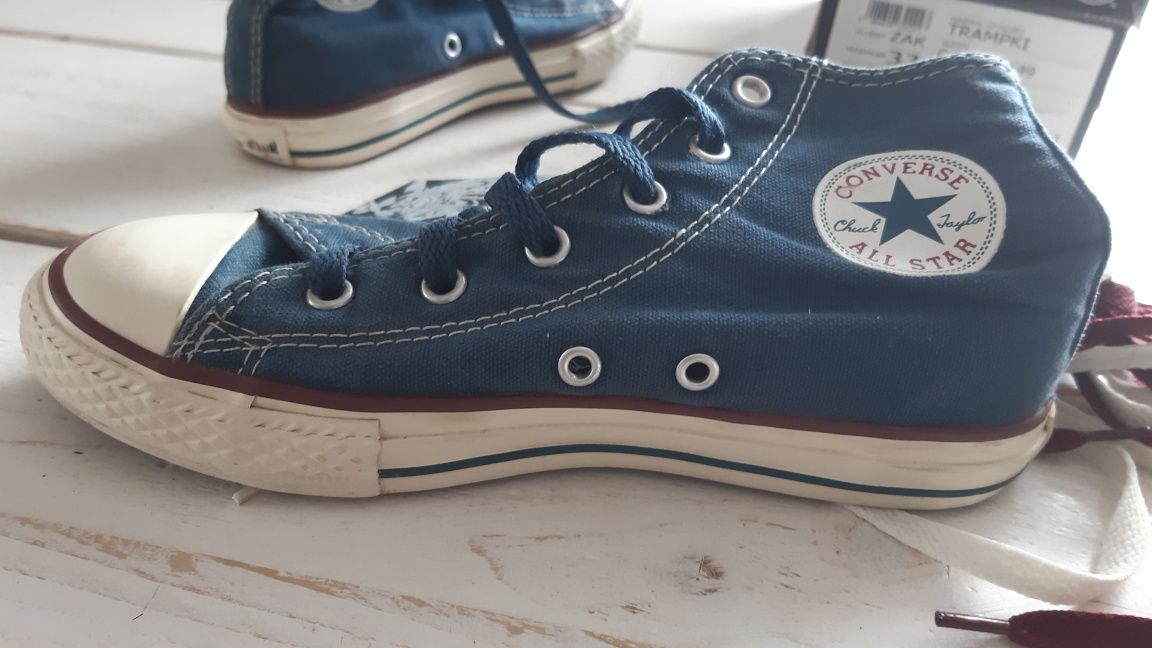 Buty converse rozmiar 33 Superman