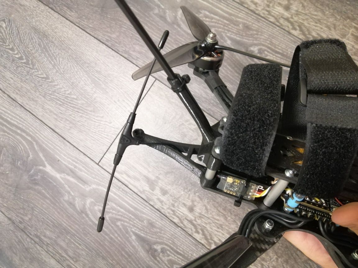 Продам FPV дрони 8дюймів нові.