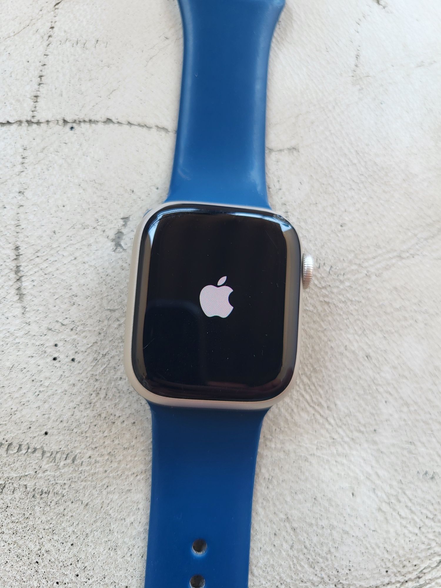 Apple watch 8 series