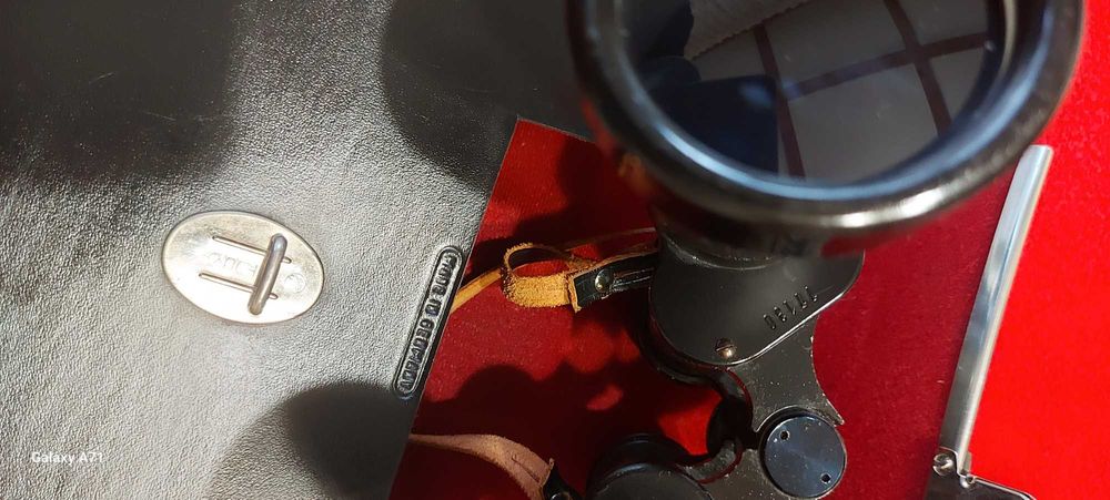 Вінтажний бінокль ,легендарної німецкої фірми  Steiner 10х50 .