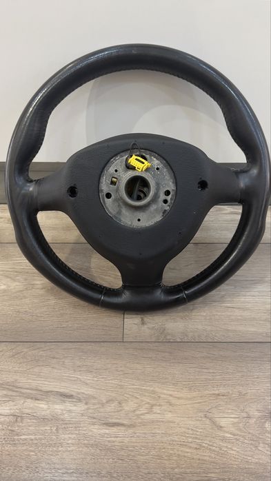 Volante original golf 4 r32