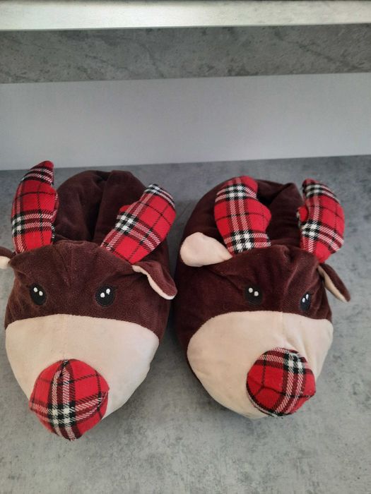 Kapcie renifery esmara świąteczne