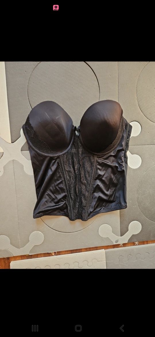 Czarny gorset damski. Maidenform. 36DD