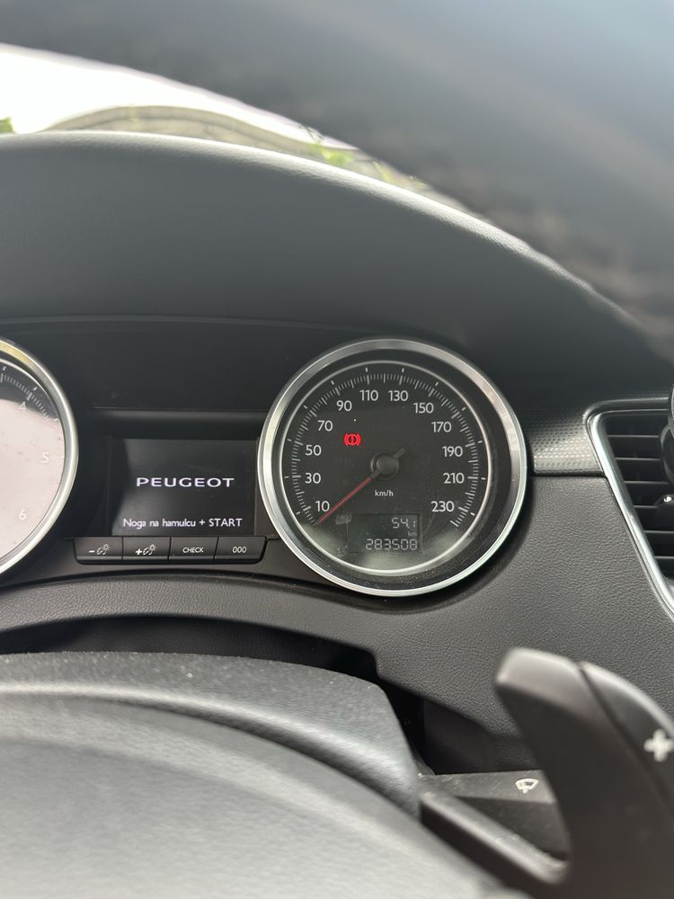 Peugeot 508sw 2011r
