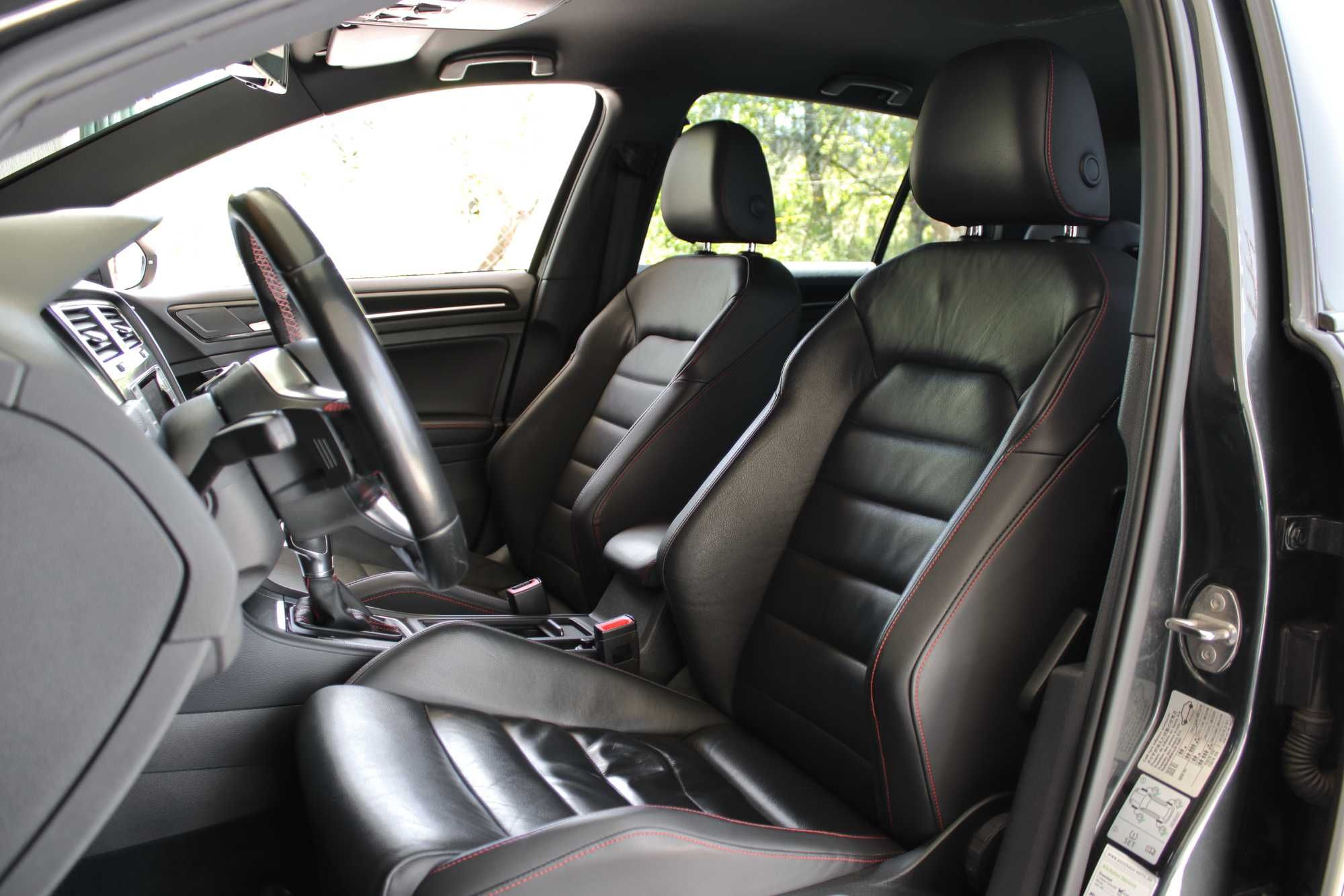 VW Golf 7 VII GTi DSG Performance DYNAUDIO (335€/Mês) - 120 Meses