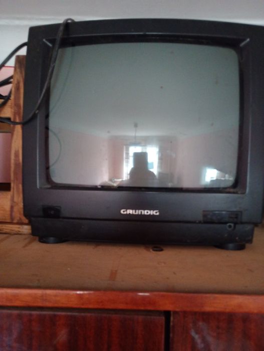 Телевізори різні б у робочі