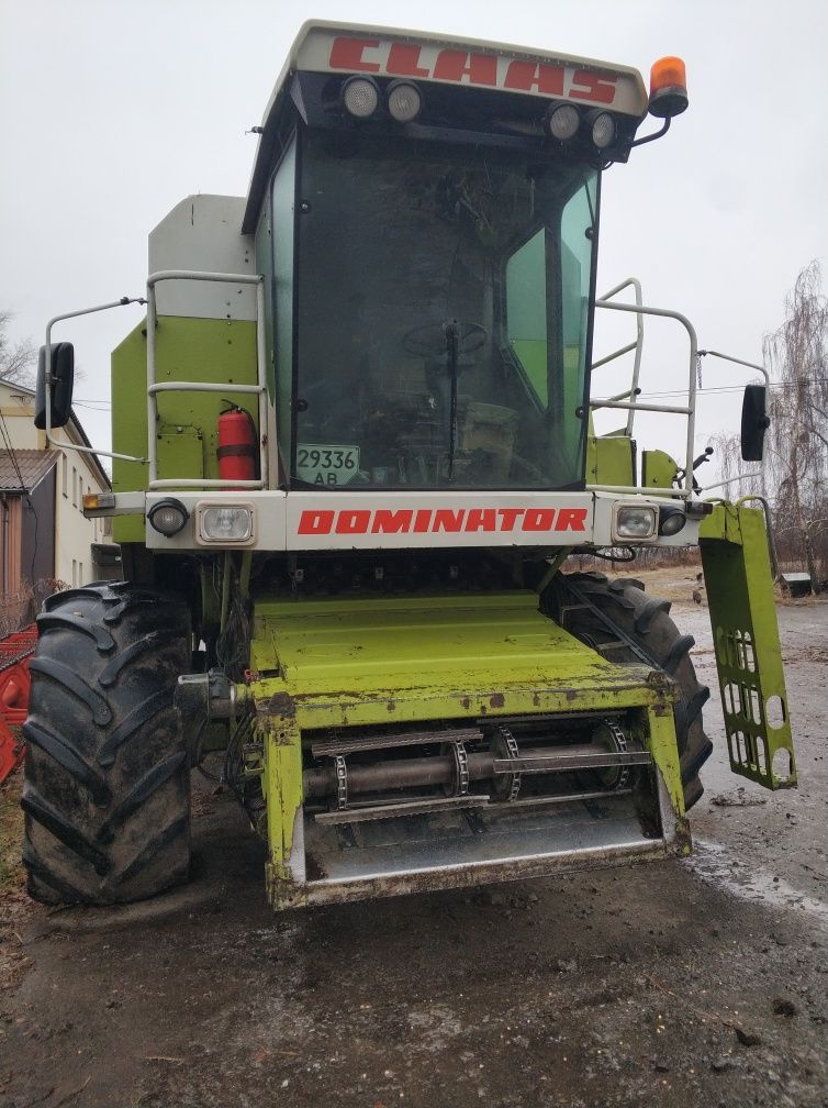 Продам  комбайн  Claas mega 208-1