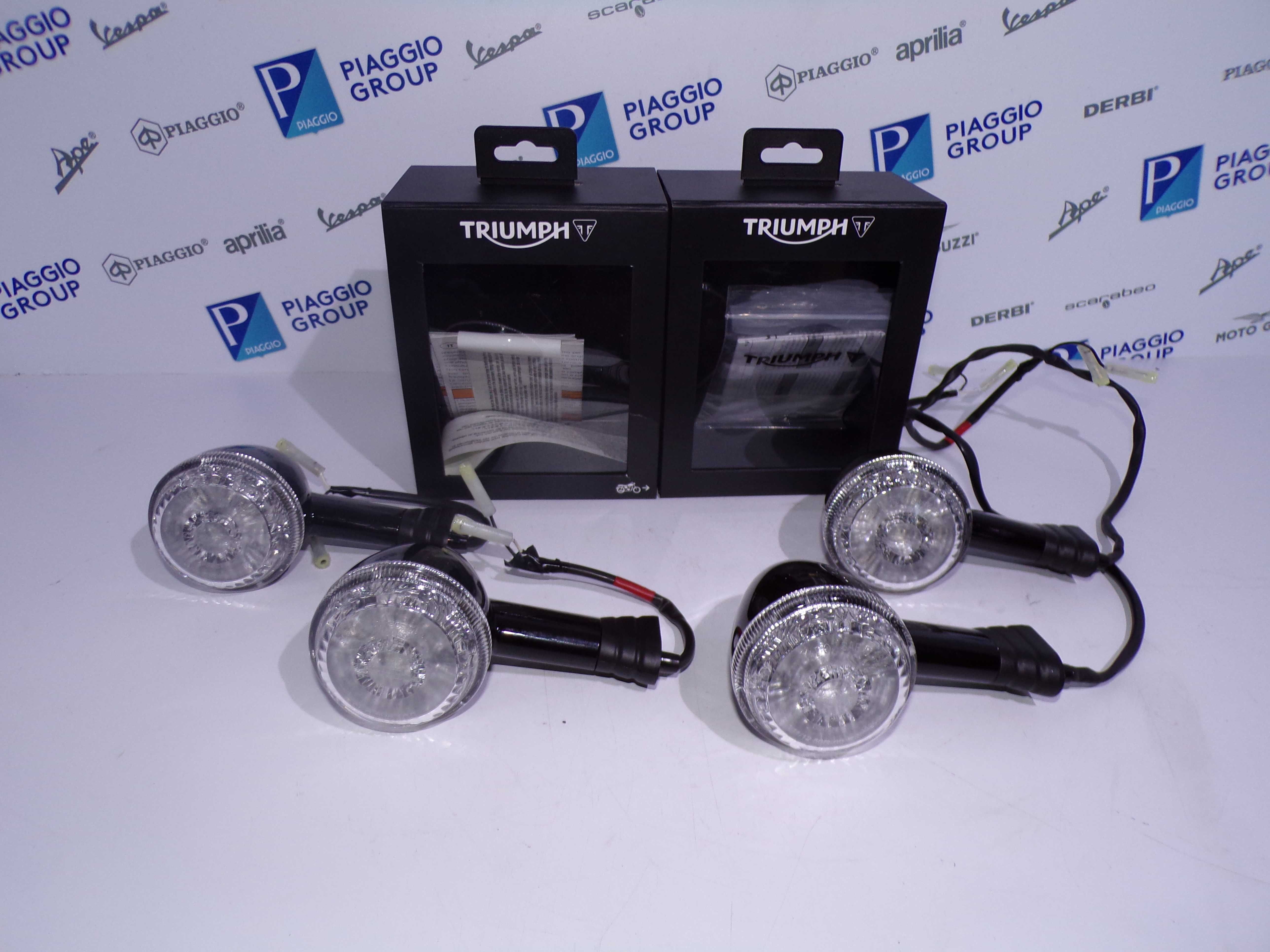 Kierunkowskazy LED Triumph Thruxton Bbber Speedmaster 1200 komplet OEM