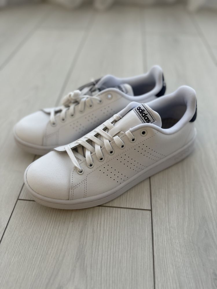 Кросівки adidas advantage tennis 41.1/3