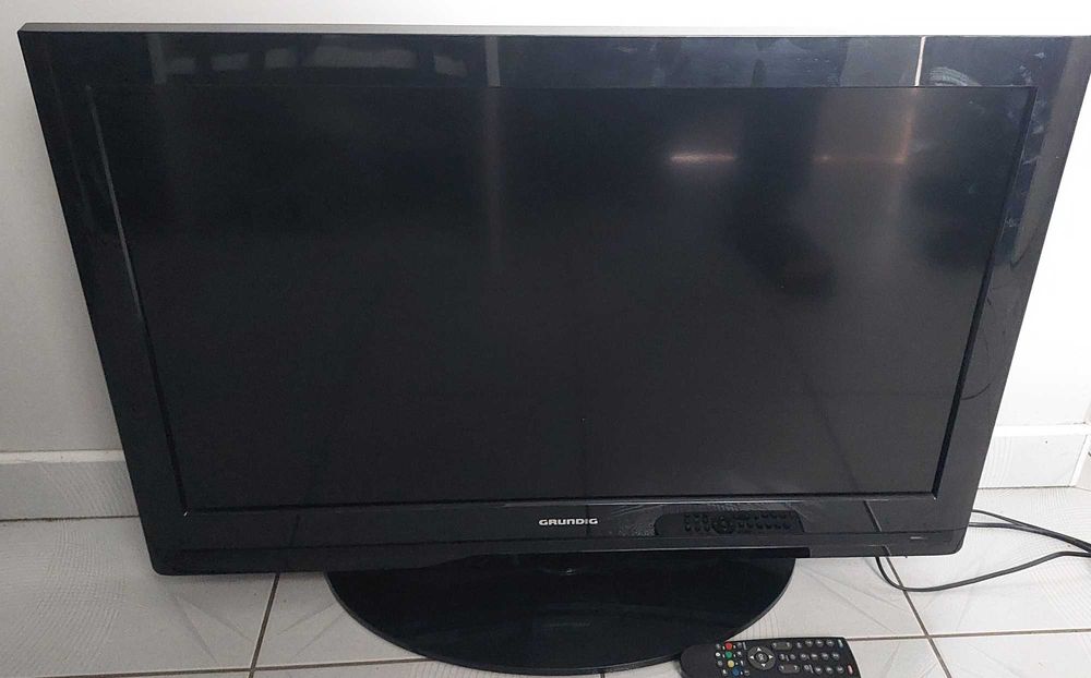 Telewizor GRUNDIG 32 cale