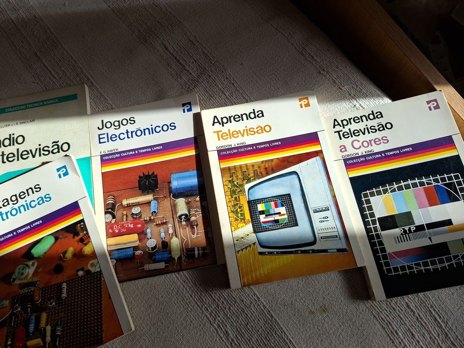 Livros de eletrónica a três euros