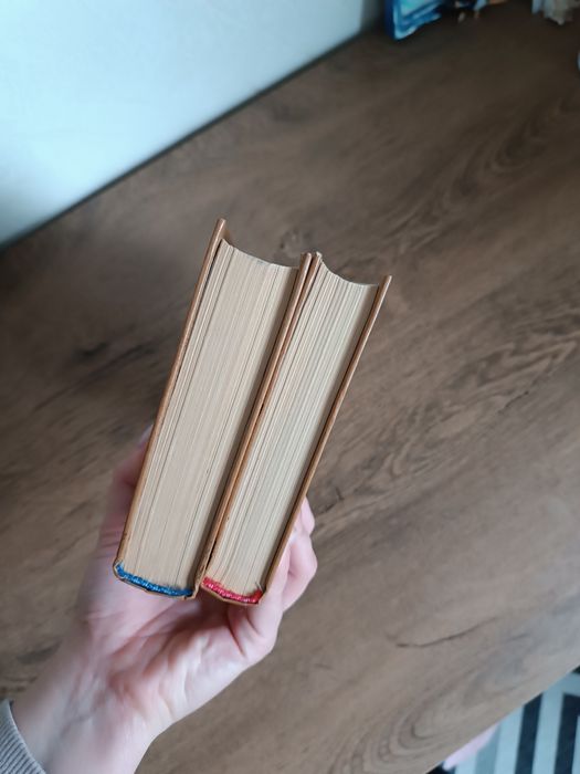 Вілкі Коллінз твори у двох томах