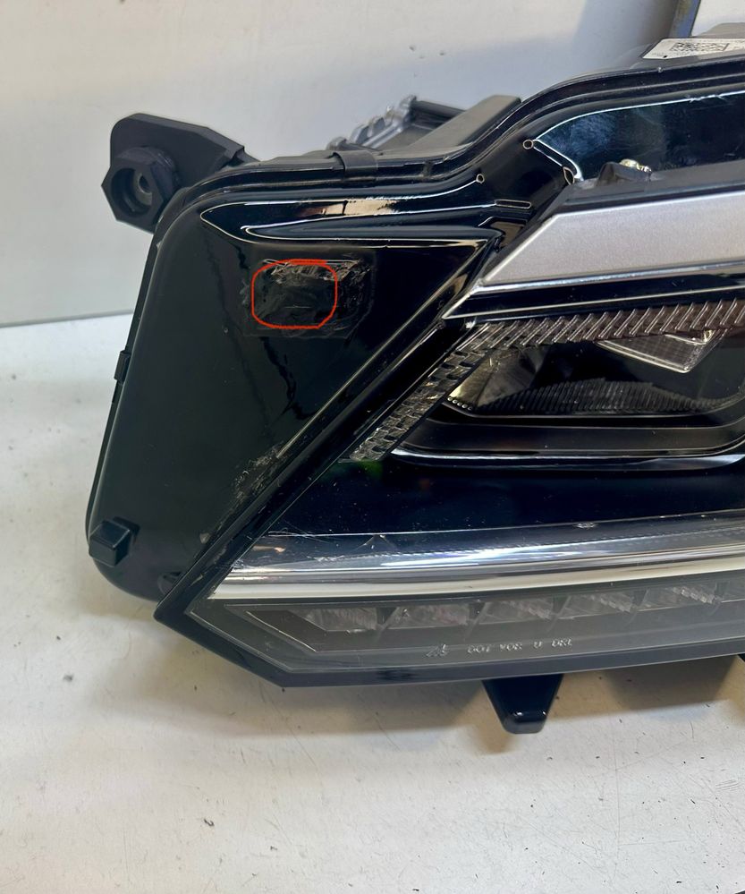 Фара ліва Volkswagen Passat B8 USA full led 2016 2017 2018 2019