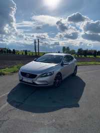 Volvo V40 D2 2014