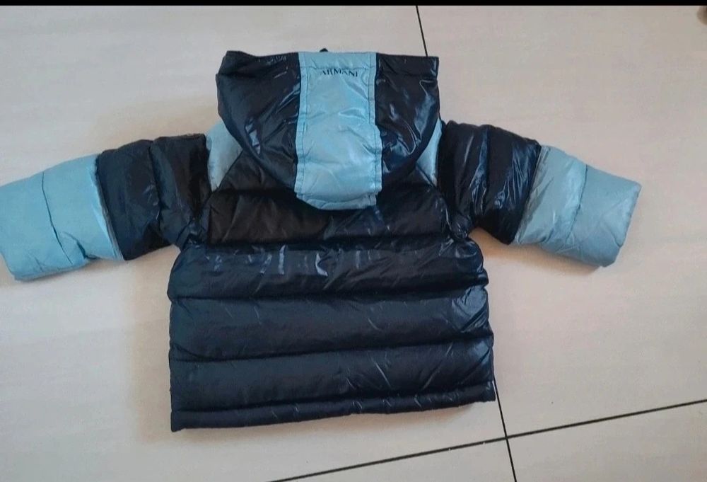 Kurtka Czapka szalik buciki Armani