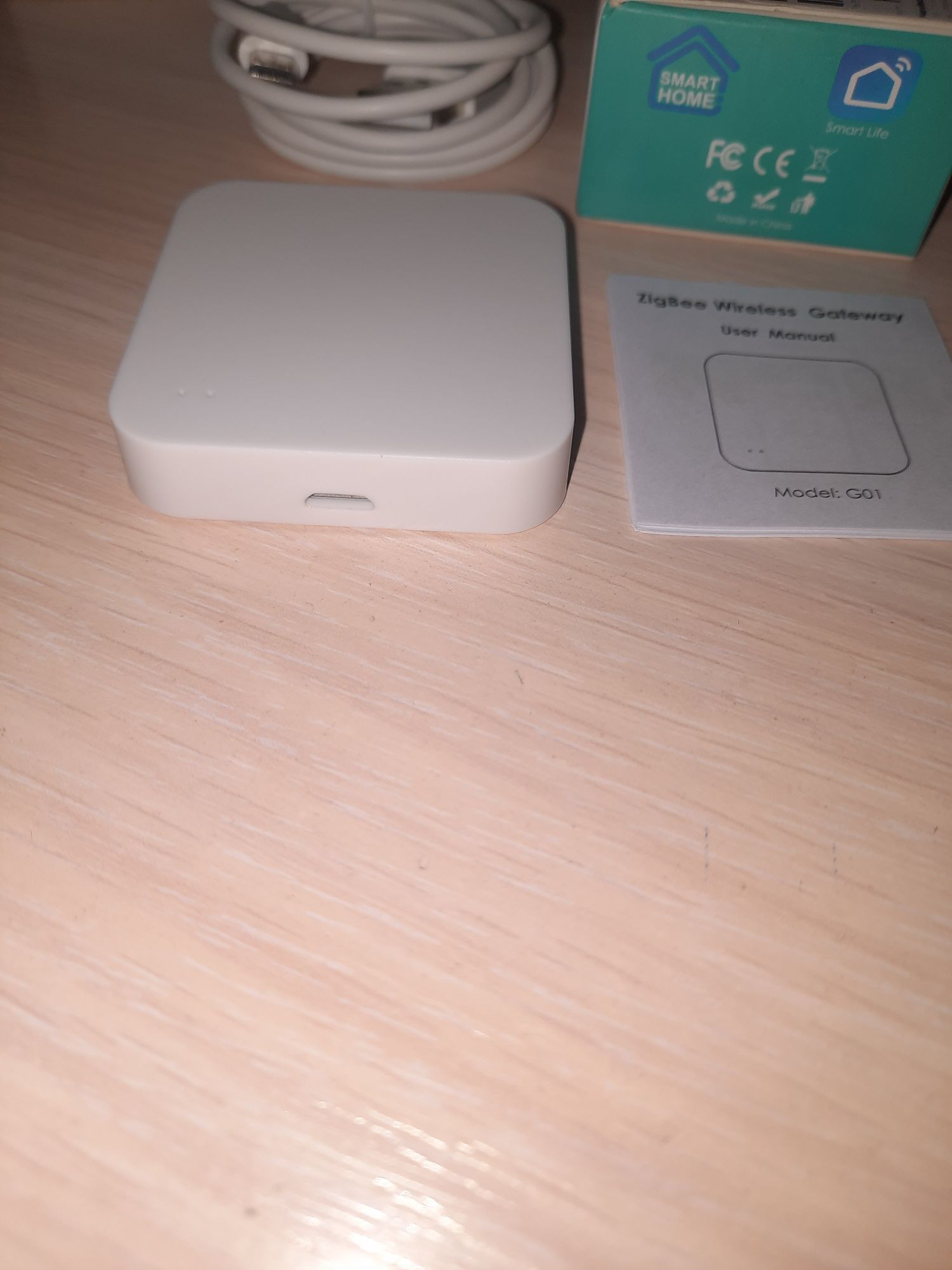Беспроводной Zigbee-шлюз (хаб) SmartLife, Tuya