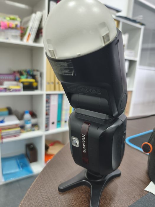 Flash Neweer Z2c (Canon)