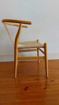 2 Cadeiras Icónicas, da marca Cult Furniture