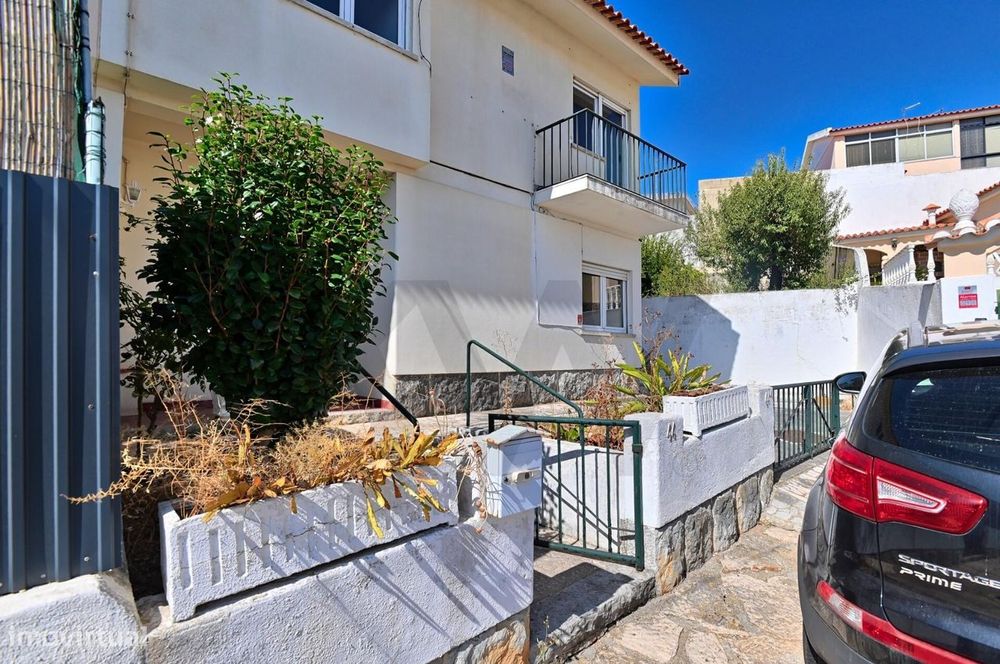 Moradia T3 com terreno 220m2   – Alvide, Cascais