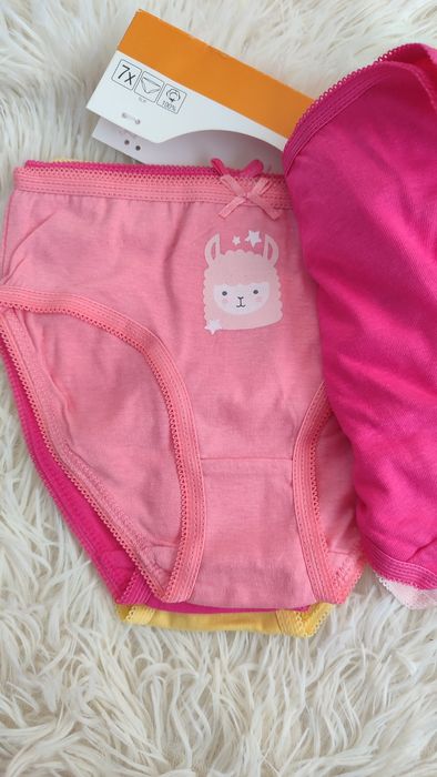 Nowe majteczki 110/116 dziewczęce 7pack