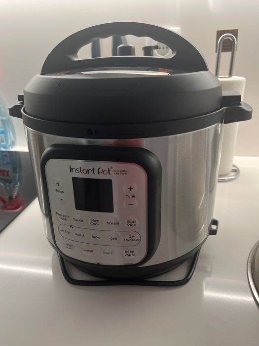 Instant Pot Duo Crisp & Air Fryer 11-in-1