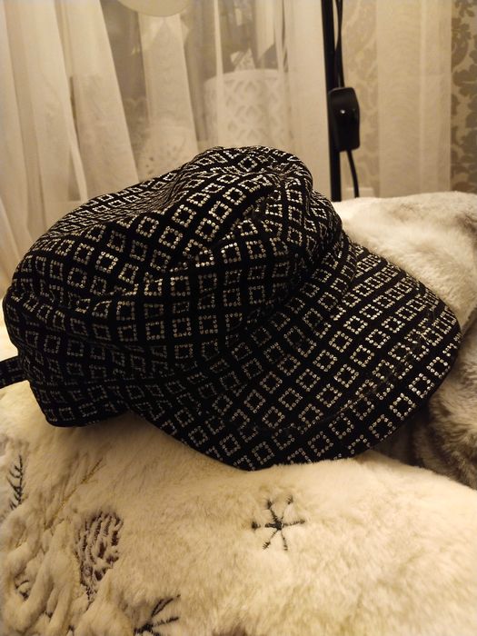 Modny ocieplany kaszkiet damski