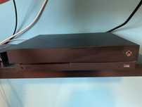 Xbox one x w bdb stanie