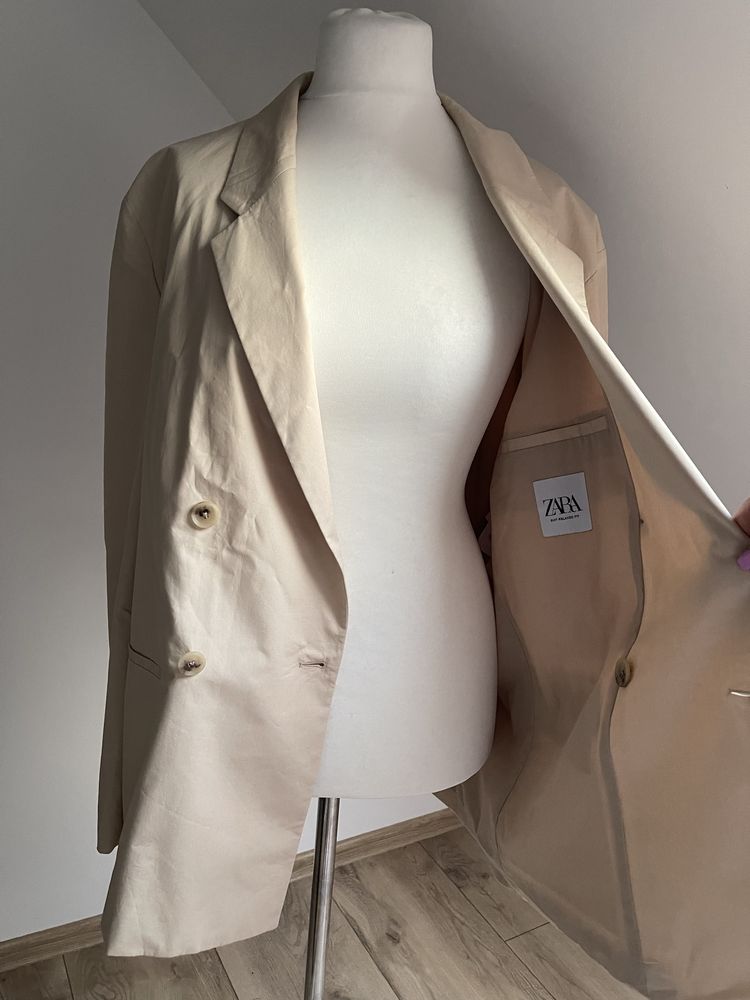 Beżowa marynarka dwurzędowa Zara r.52