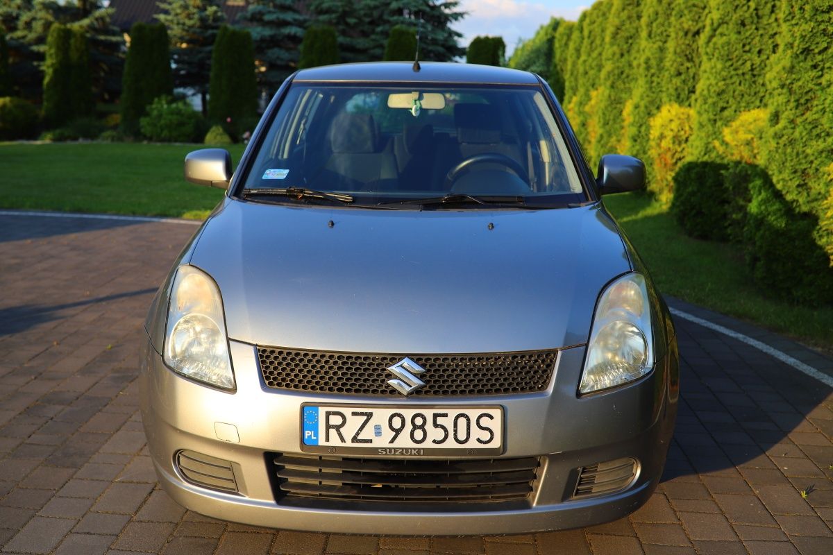 Suzuki swift 1.5 VTT benzyna pierwsza rej. 2006 75kw 102 KM 0C+ przeg
