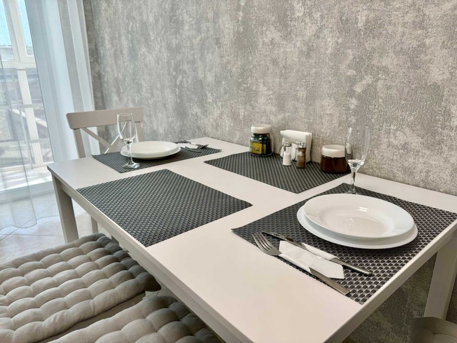 ApartPoltava ПАНОРАМА світлі НОВІ апарт. ЦЕНТР LEDдзеркало,банк.ЧЕК