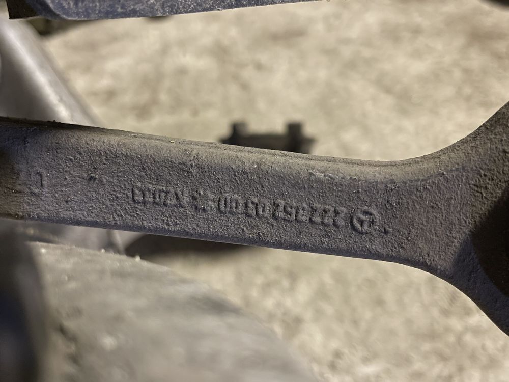 Балка задней подвески та комплект підвіски Mercedes Benz W222