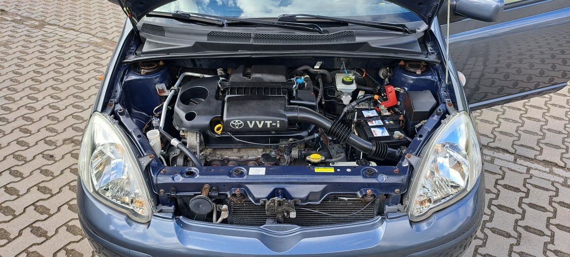 Toyota Yaris 1.3 vvti Klimatyzacja Z Niemiec Opłacony