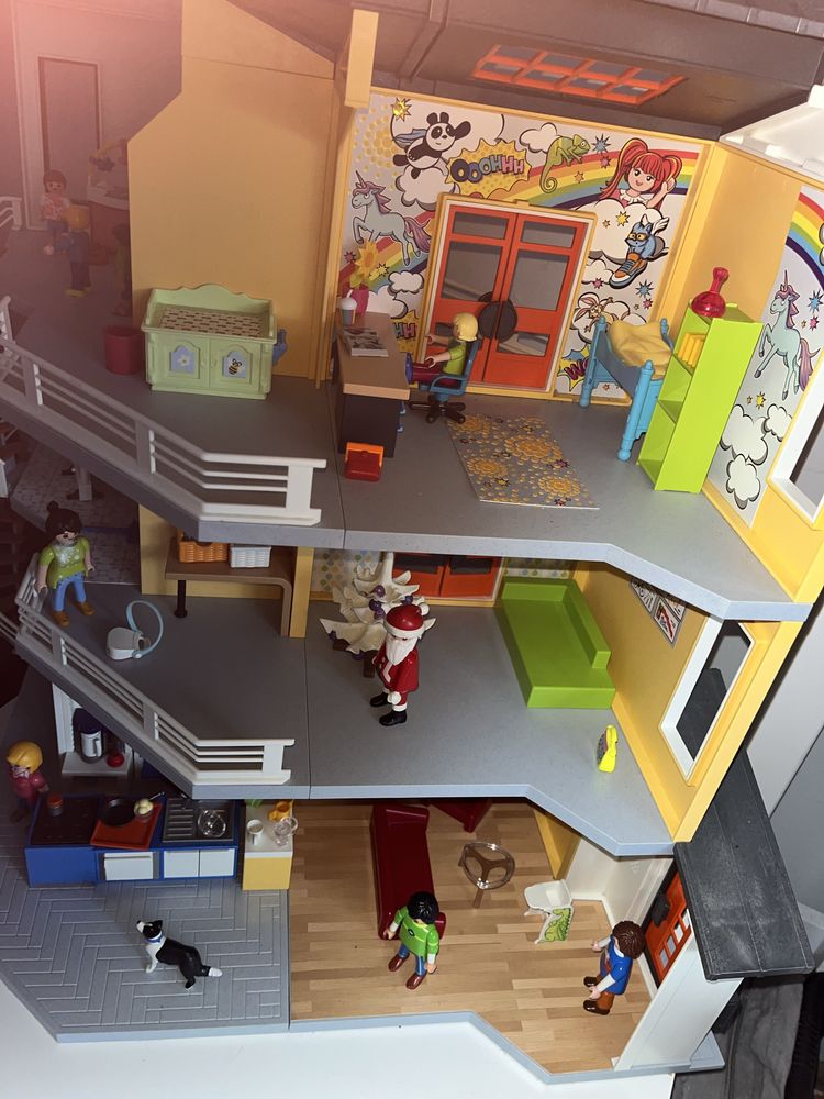 Duzy Domek Playmobil 9266+ meble, ludziki i alcwsoria