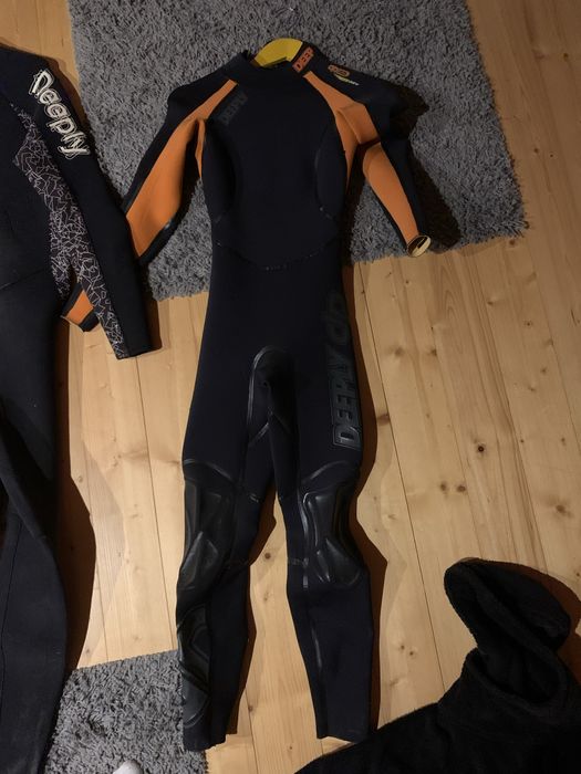 Fato de surf 4.3 da deepley