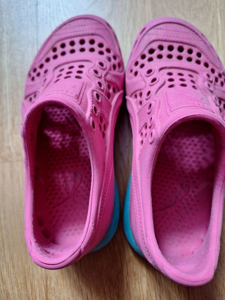 Buty do wody dla dziewczynki