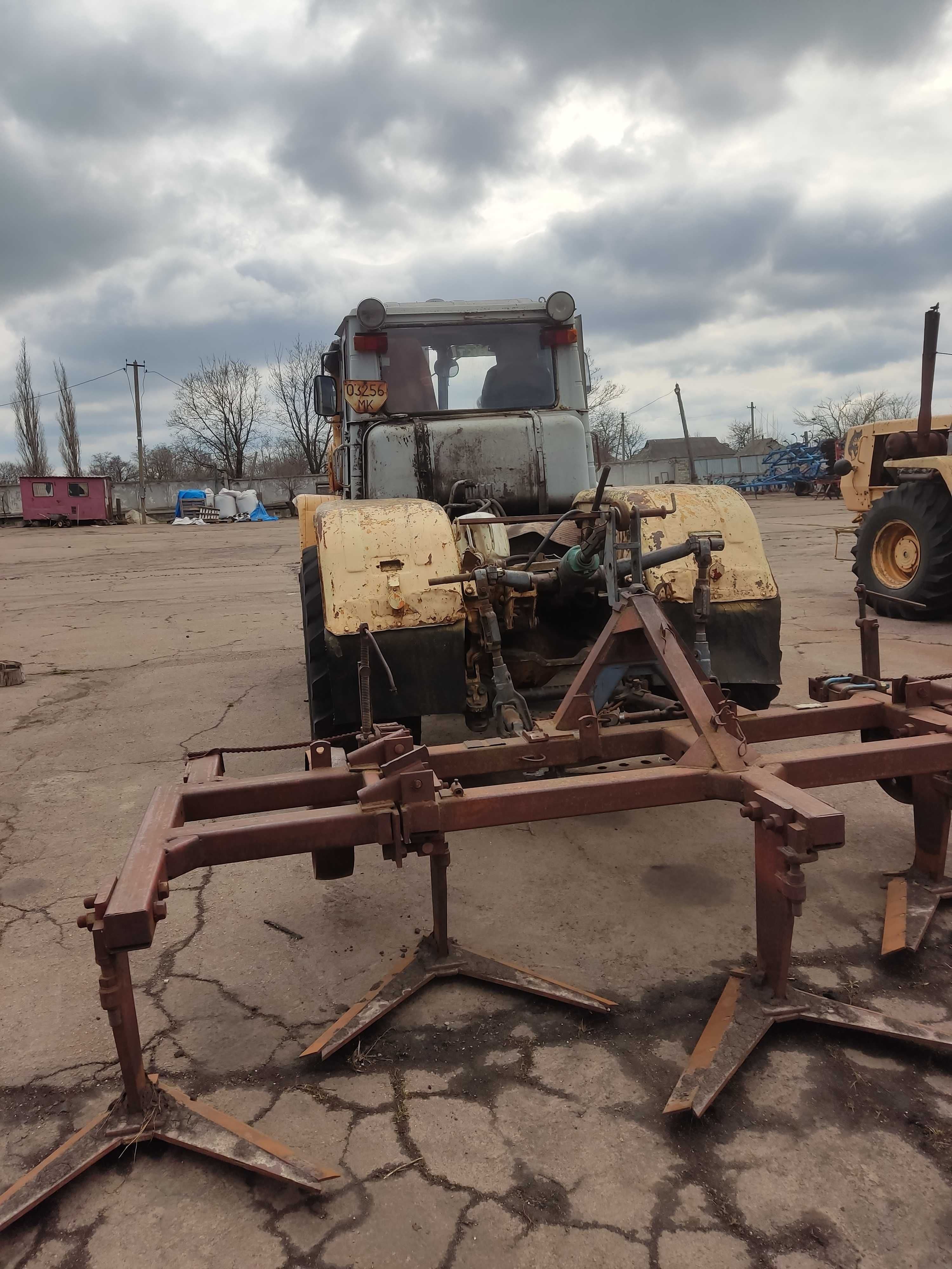 Т 150 трактор колісний