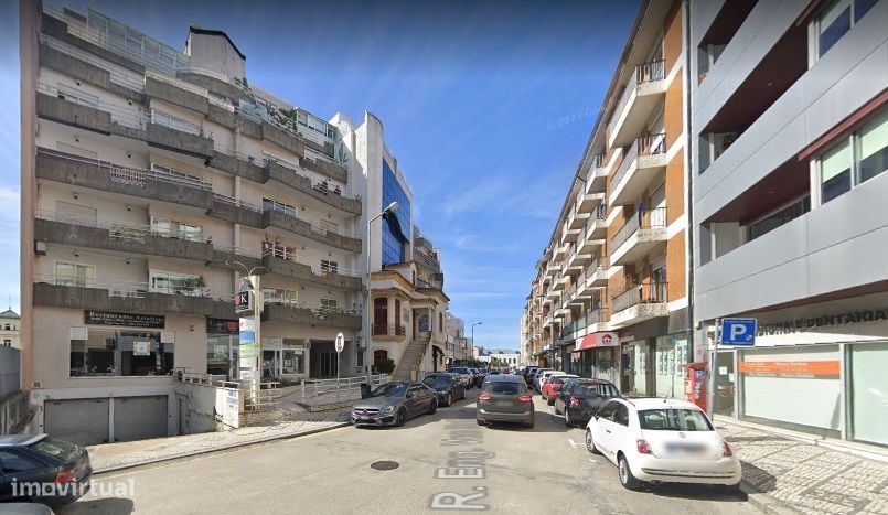 Garagem comercial, para venda, Aveiro - Glória e Vera Cruz