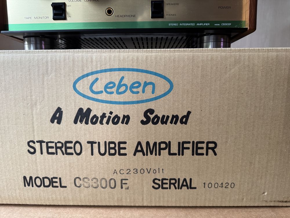Wzmacniacz Leben CS300F