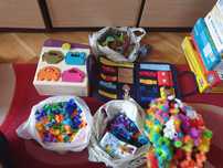 Zestaw zabawek edukacyjnych dla najmłodszych 5szt B toys klinika