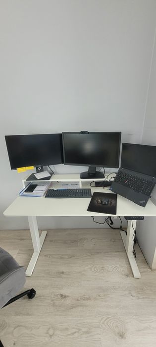 Biurko z automatyczną regulacją wysokości i nadstawką 120cmx60cm