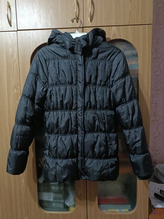 Тепла зимова куртка на дівчинку 10-11років