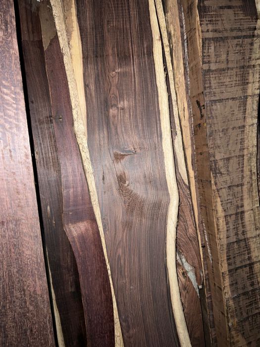 Madeira e Folha Pau Santo