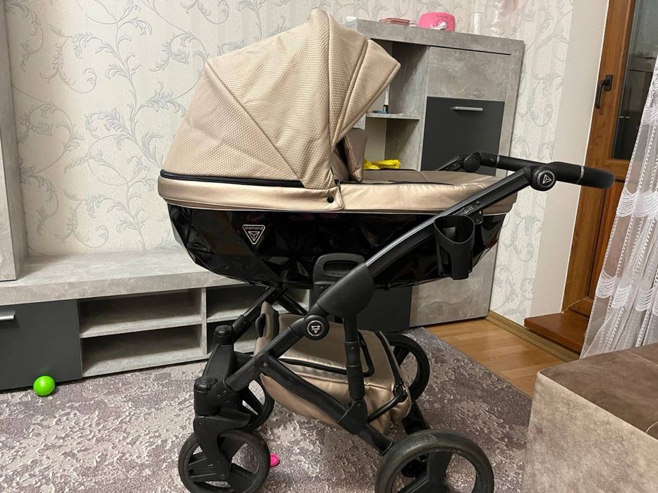 Коляска 2 в 1.