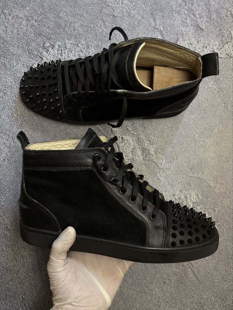 Кросівки Christian Louboutin Louis Spikes Black Suede Оригінал